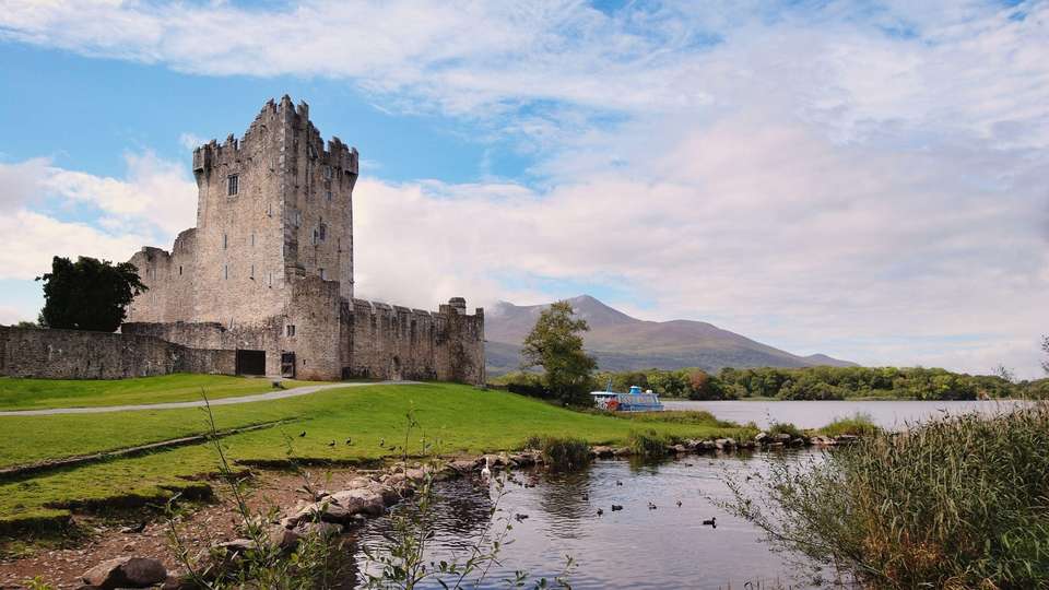 The Ultimate Ireland Rail Experience - Indus Travels - Ireland - Image 6