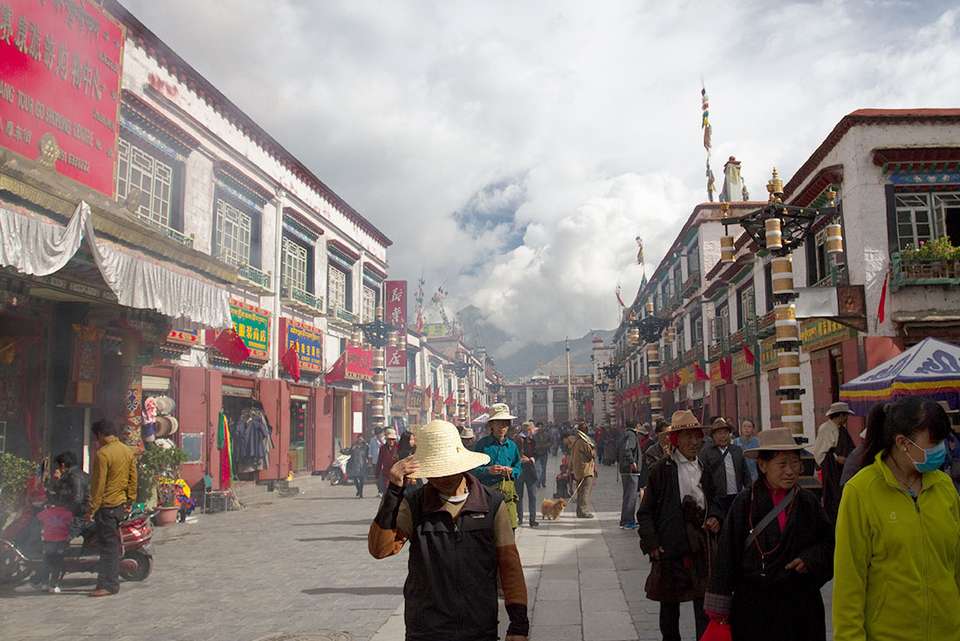 Tibet: Beijing to Kathmandu Overland - Intrepid Travel - China - Image 10