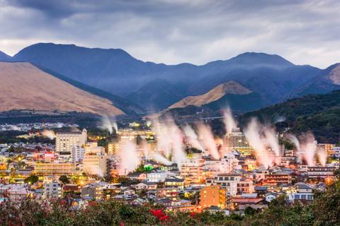 Asia Budget Tours: Tokyo, Kyoto And The Land Of Volcanoes