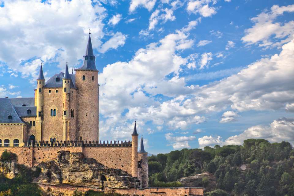 Toledo And Segovia Day Trip From Madrid - Vpt Tours - Spain - Image 3