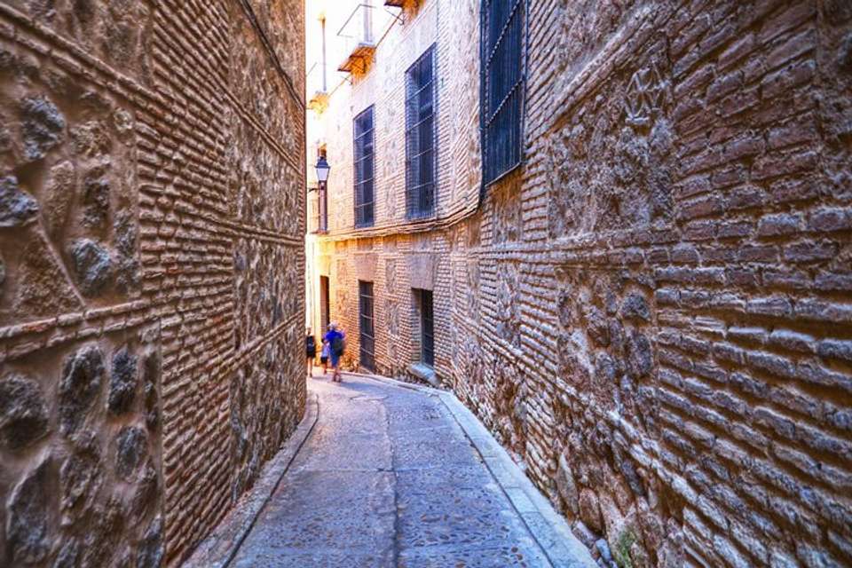 Toledo Day Trip From Madrid With Optional Activities - Vpt Tours - Spain - Image 4