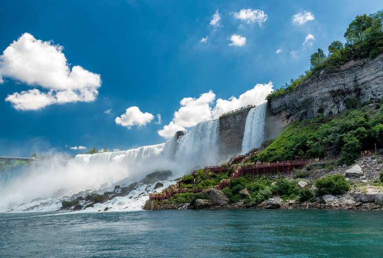 Toronto City sightseeing Tour: Toronto and Niagara