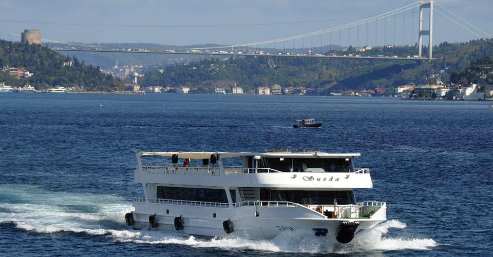 Tour 4M - Bosphorus Cruise (HD Morning) - Gray Line Turkey - Turkey - Image 5