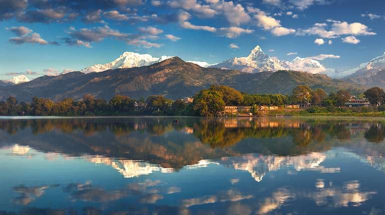 Kathmandu Explorer Tour: Tour of Kathmandu, Pokhara & Chitwan