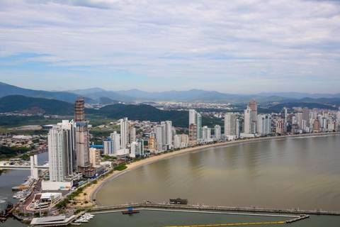 Brazil Travel Deals: Tour To Balneario Camboriu And Unipraias Park