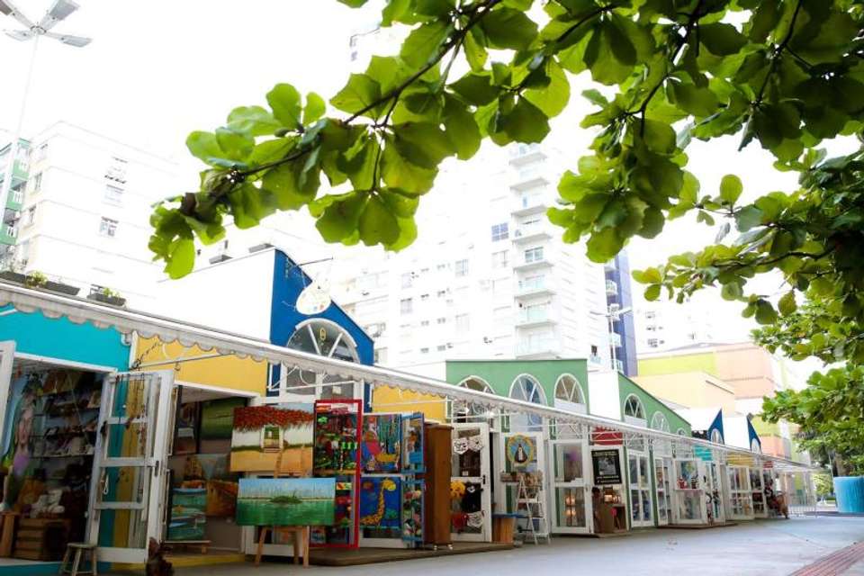 Tour to Balneario Camboriu and Unipraias Park - Tangol Tours - Brazil - Image 2