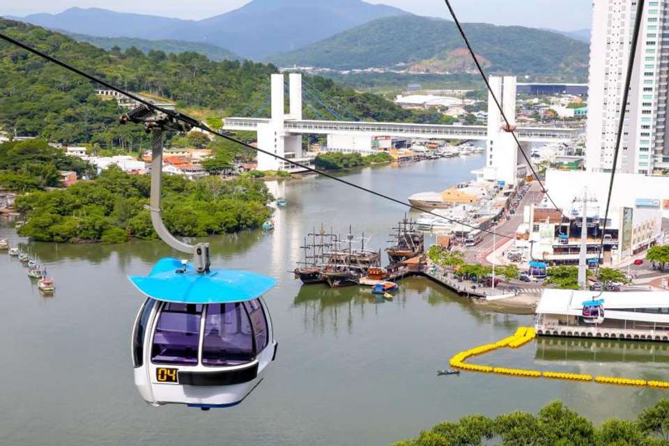 Tour to Balneario Camboriu and Unipraias Park - Tangol Tours - Brazil - Image 3
