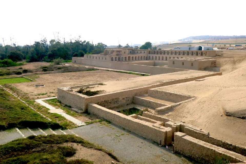 Tour to Barranco and Temple of Pachacamac - Tangol Tours - Peru - Image 5