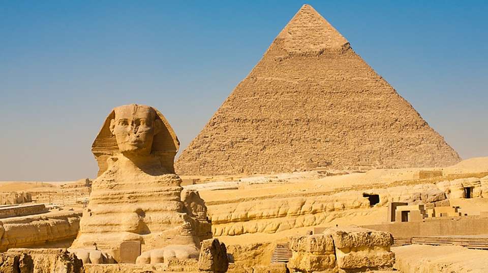 Tour to Cairo from Luxor by First Class Seating Train   - Emo Tours - Egypt - Image 1