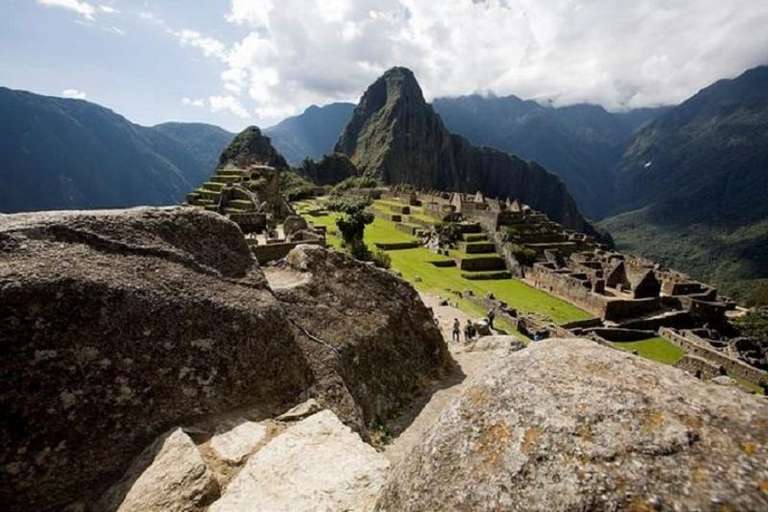 Tour to Machu Picchu from Poroy - Train Vistadome trip - alternative tour available