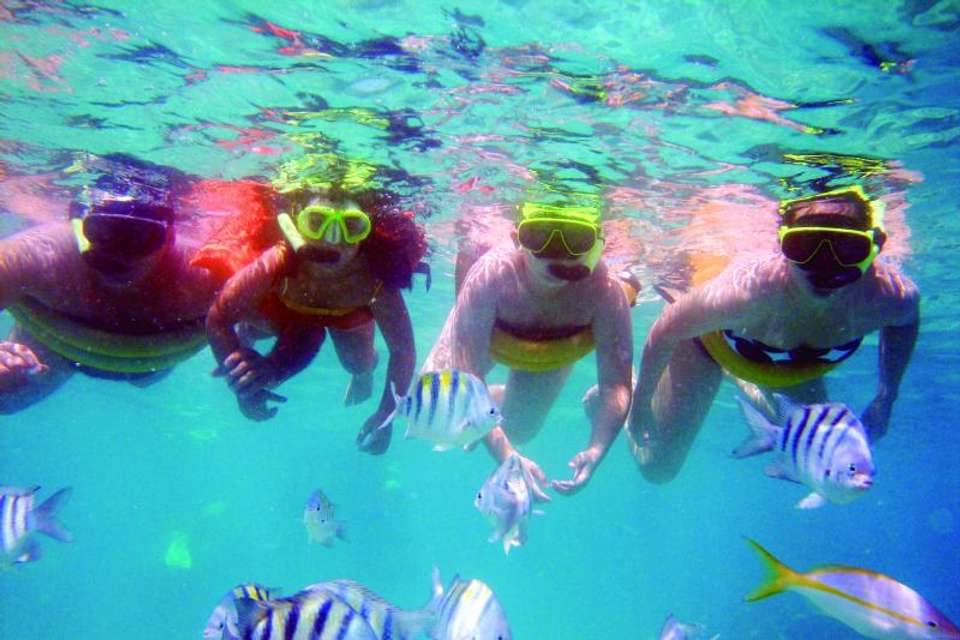 Tour To Maracajaú With Catamaran Ride - Tangol Tours - Brazil - Image 1