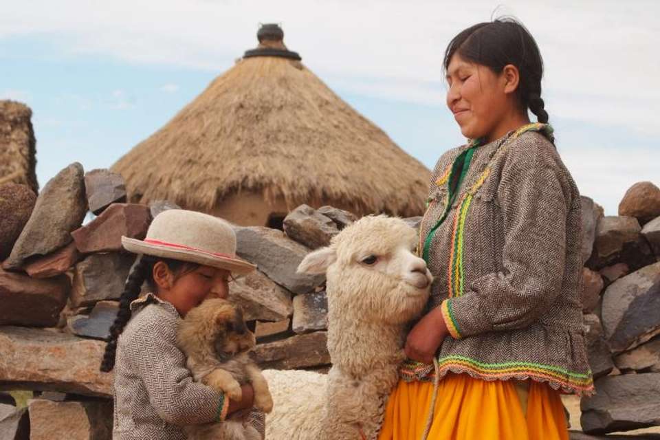 Tour To Sillustani Pre Inca Tombs - Lake Hotels - Tangol Tours - Peru - Image 7