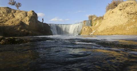 Tour To Whales Valley And Wadi El Rayan Waterfalls - Fall Tours