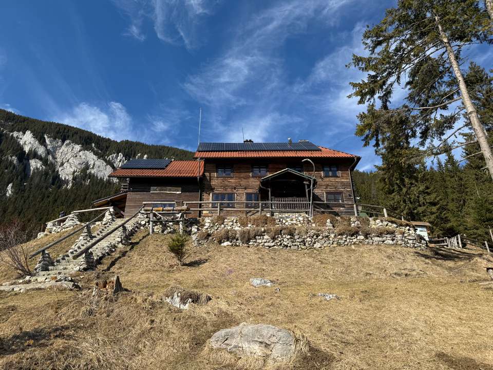Transylvania Winter Walk & Snowshoe - Exodus Adventure Travels - Romania - Image 4