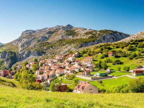 Europe Self-guided Tours: Trekking In Spain - Picos De Europa