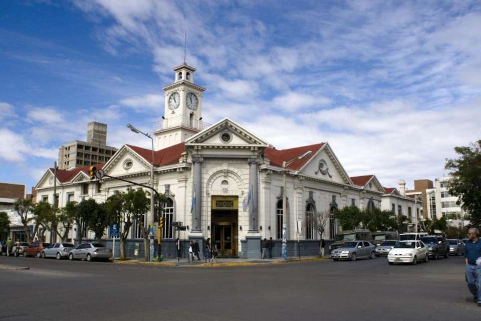 Trelew & Gaiman Sightseeing Tour - Tangol Tours - Argentina - Image 2