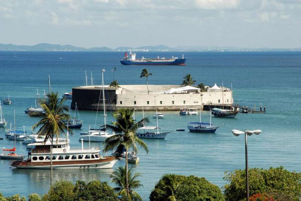 Tropical Islands Schooner Ride - Tangol Tours - Brazil - Image 1
