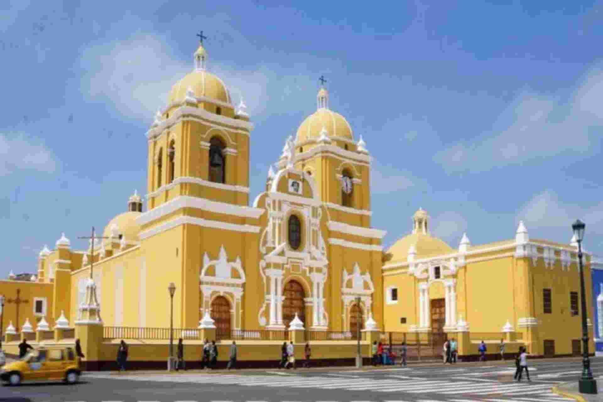 Trujillo City Tour & Archaeological Museum