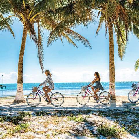 North America Guided And Escorted Tours: Tulum To Antigua