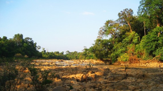 Image 3 of 6