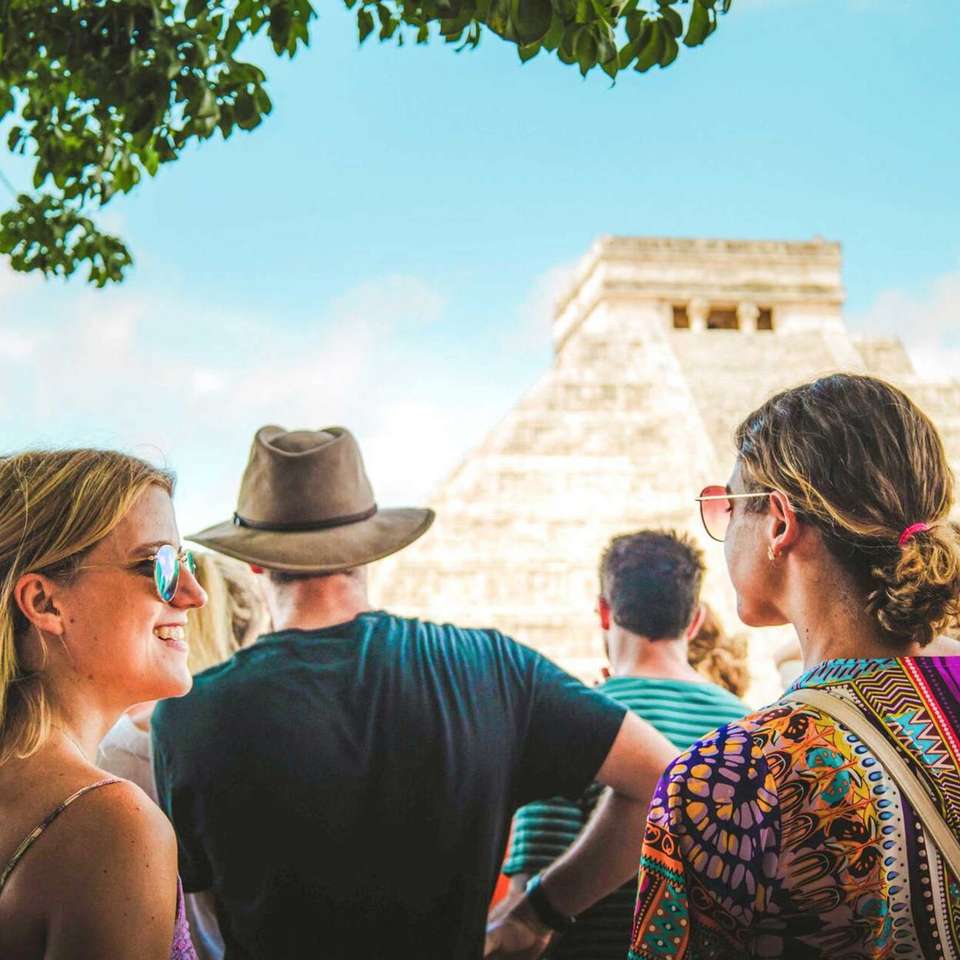 Ultimate Central America - Contiki - Mexico - Image 6