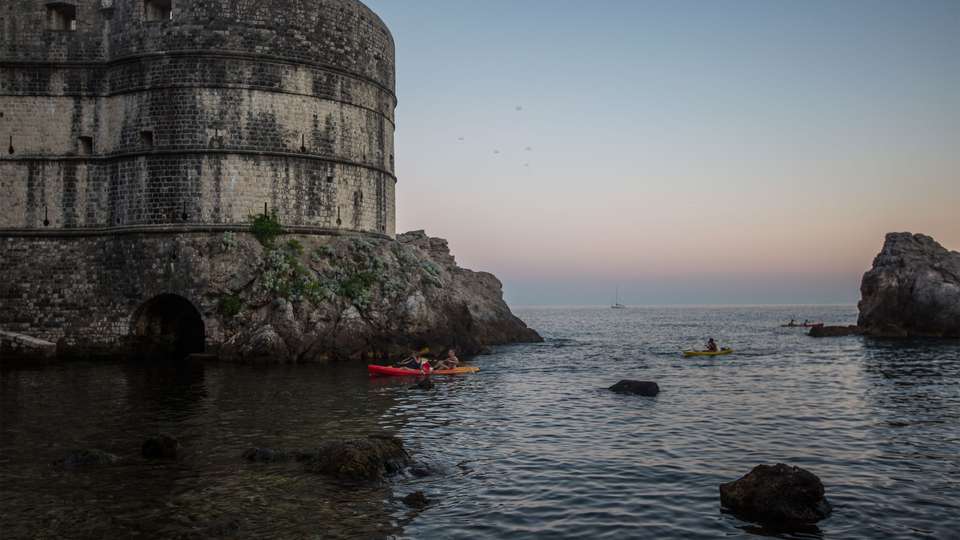 Ultimate Europe: Berlin, Tuscany & Greek Temples - G Adventures - Holland