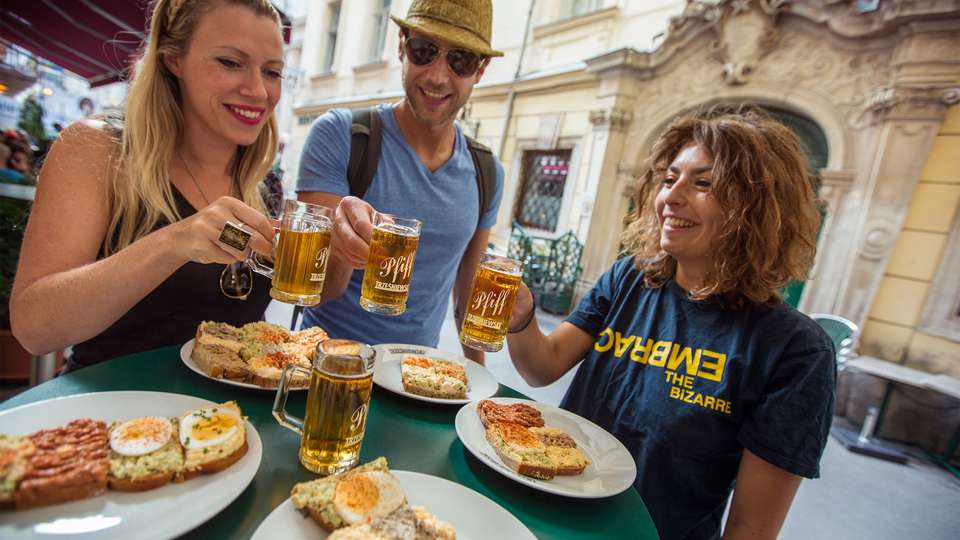 Ultimate Europe: Berlin, Tuscany & Greek Temples - G Adventures - Holland