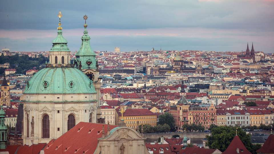 Ultimate Europe: Berlin, Tuscany & Greek Temples - G Adventures - Holland