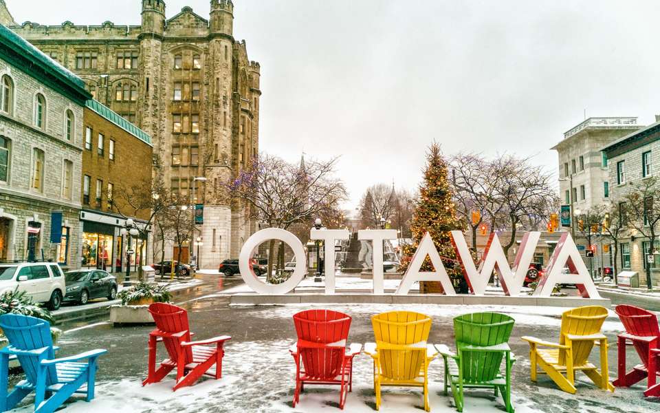Unmissable Canada and Western Classics - undefined - Image 11