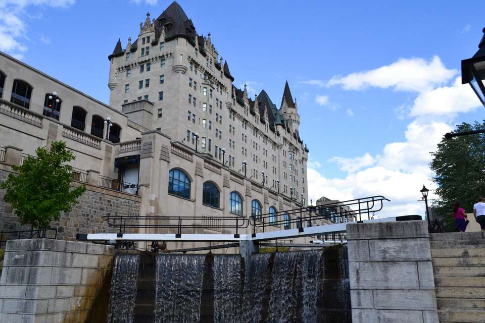 Unmissable Canada and Western Classics - undefined - Image 12