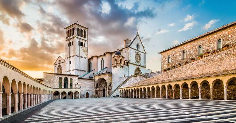 Upgraded - Walking Italy: Rome & Umbria trip - alternative tour available