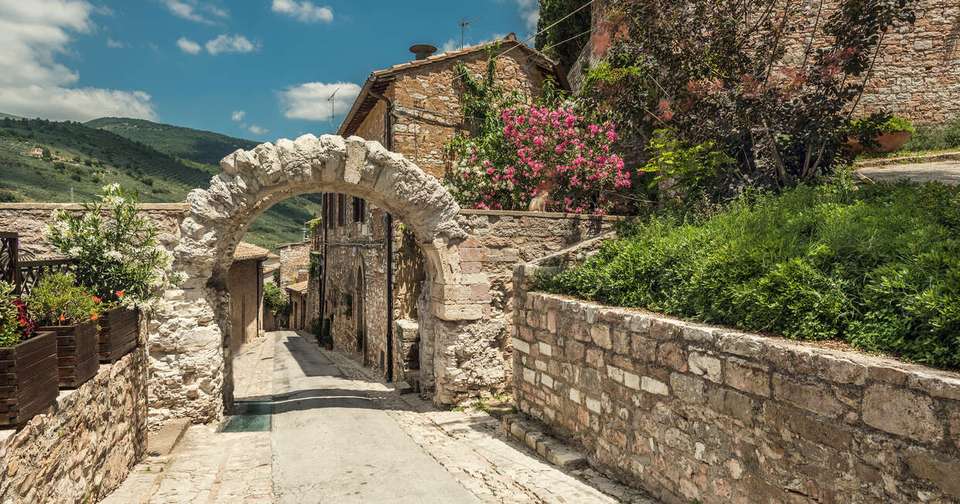 Upgraded - Walking Italy: Rome & Umbria - Explore - Italy - Image 3