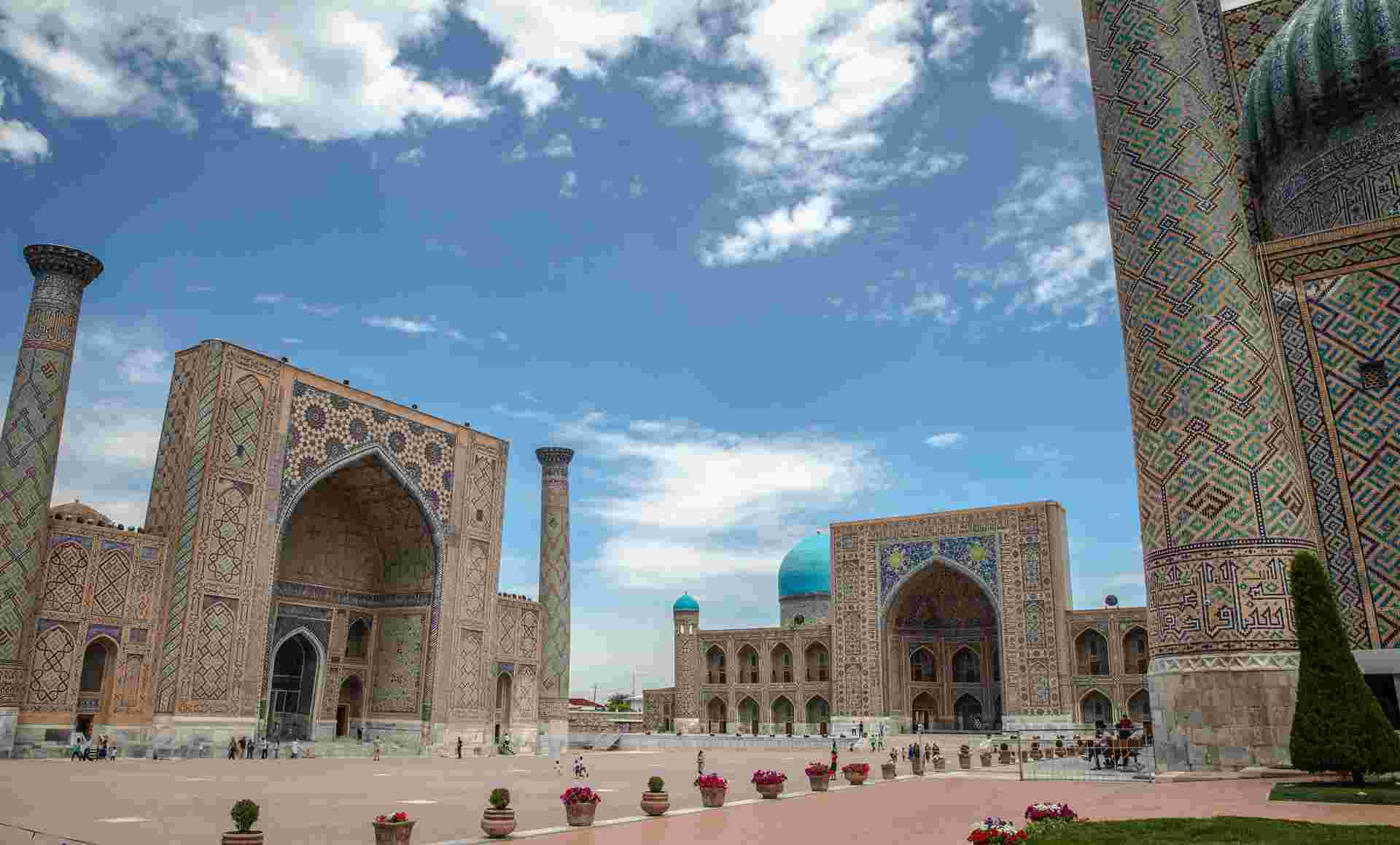 Uzbekistan and Tajikistan: Silk Roads & The Seven Lakes