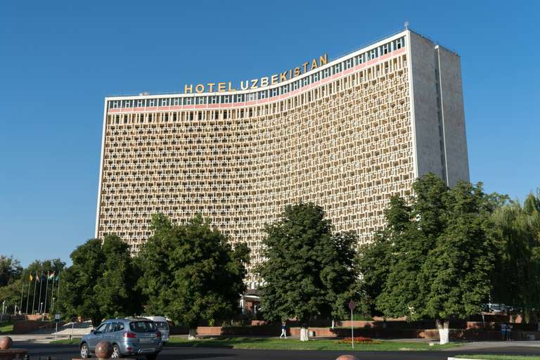 Uzbekistan Group Tours: Uzbekistan and Tajikistan: Silk Roads & The Seven Lakes