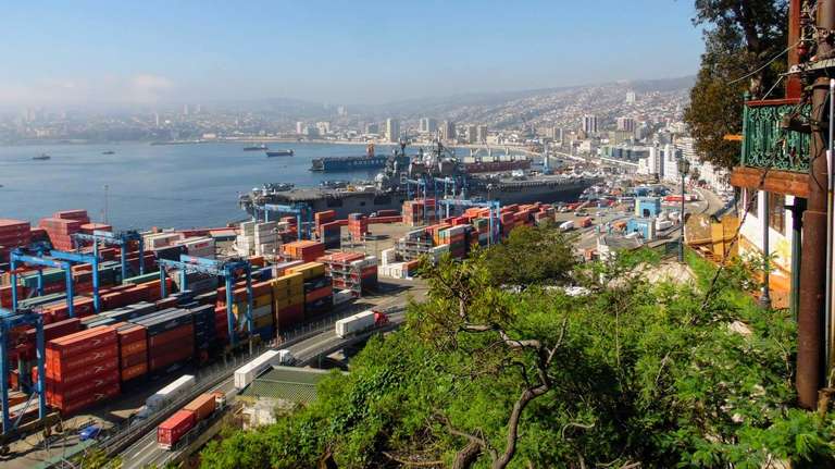 Full Day Tour Valparaiso, Viña del Mar and Casablanca  - July 2027