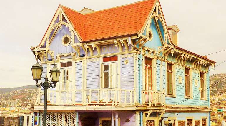 Valparaíso Tour - July 2027