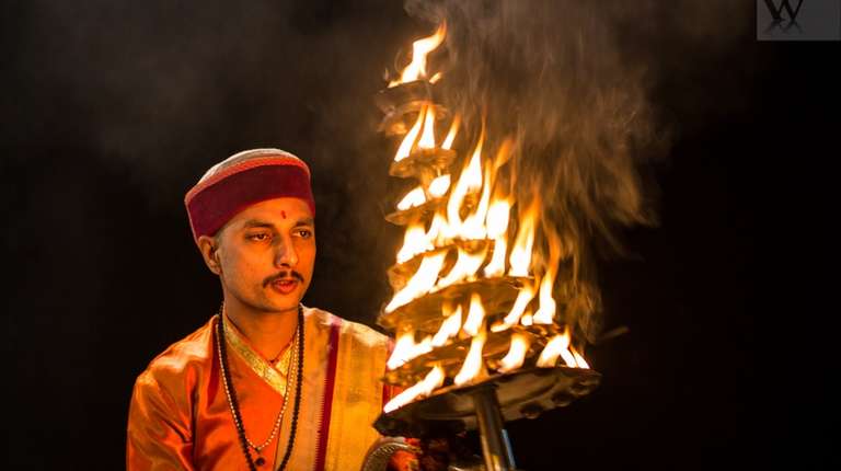 Varanasi & Sarnath Tour with Arati trip - alternative tour available
