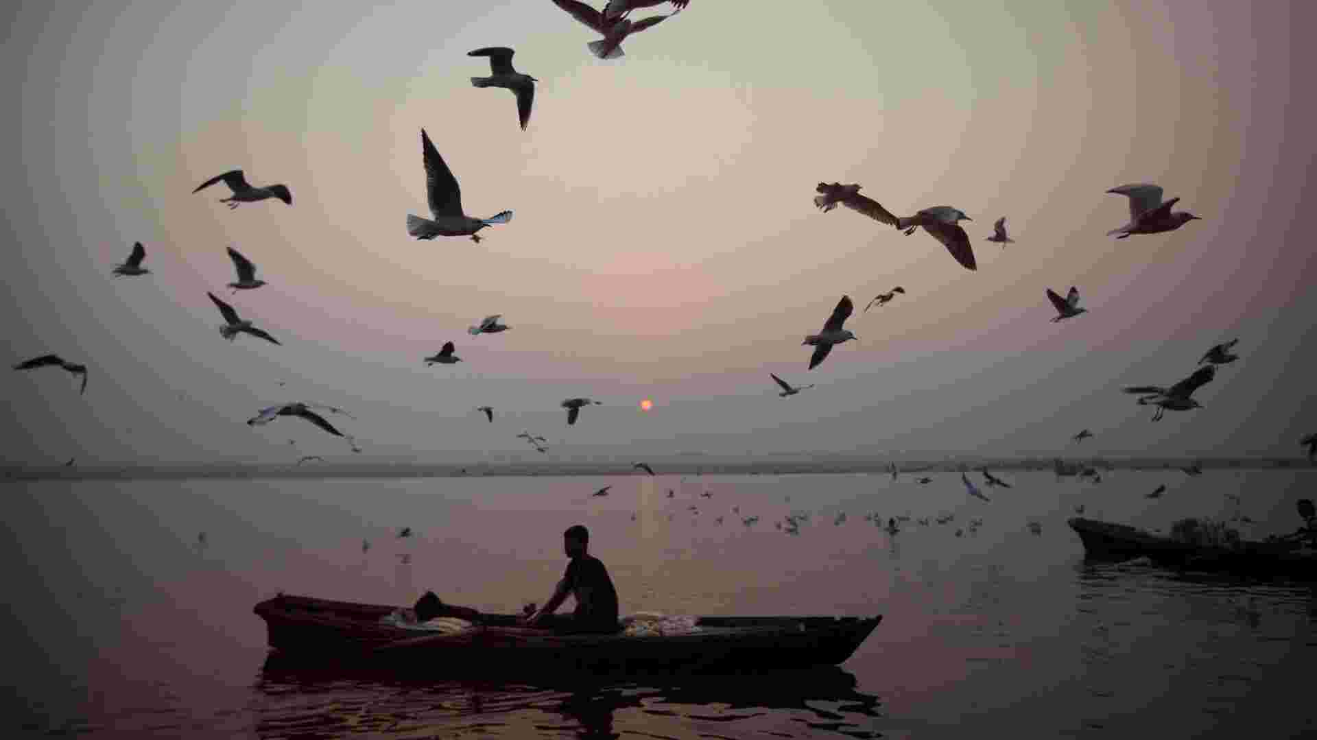 Varanasi to Kathmandu: Temples, Trails & Himalayan Hikes