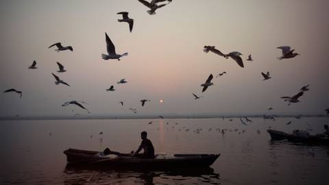 Kathmandu Explorer Tour: Varanasi To Kathmandu: Temples, Trails & Himalayan Hikes