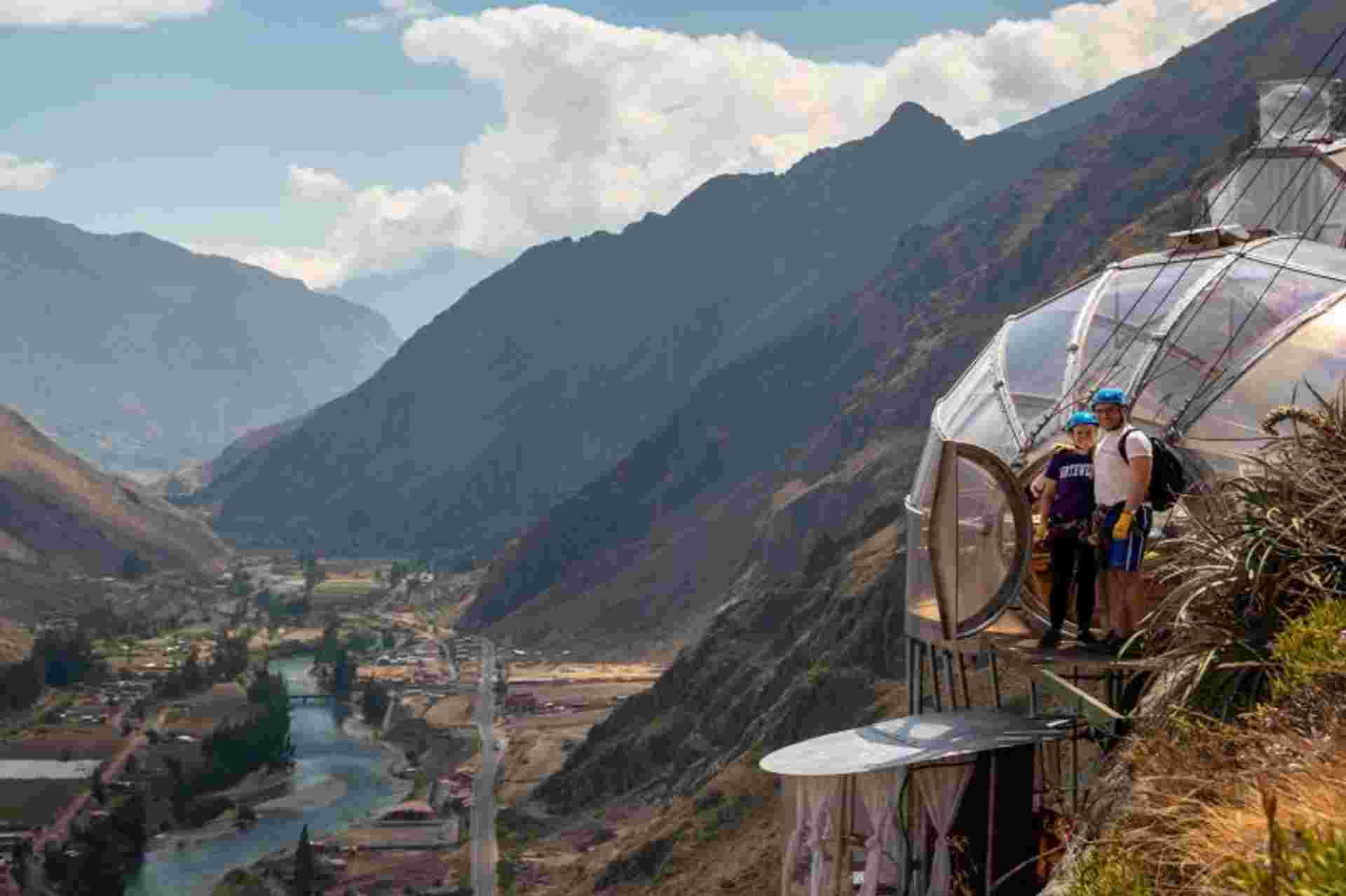 Via Ferrata & Zipline with lunch at Skylodge from Cusco