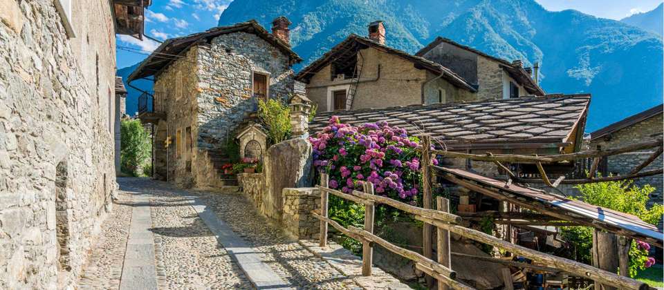 Via Francigena: Aosta to Ivrea - Utracks - Italy - Image 4
