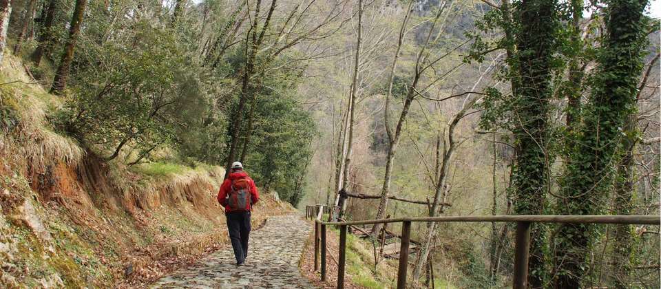Via Francigena: Pontremoli to Lucca - Utracks - Italy - Image 7