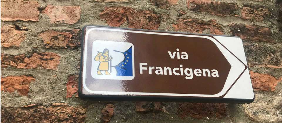 Via Francigena: Pontremoli to Lucca - Utracks - Italy - Image 9