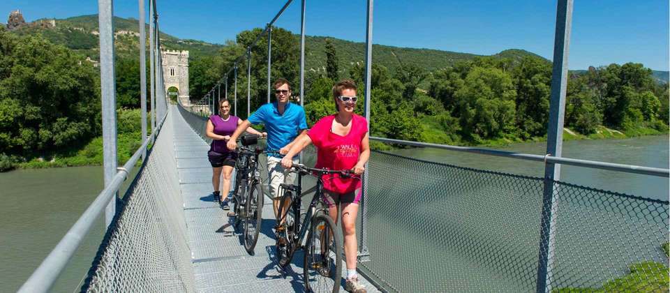 Via Rhôna Cycle Path: Lyon to Provence - Utracks - France - Image 5