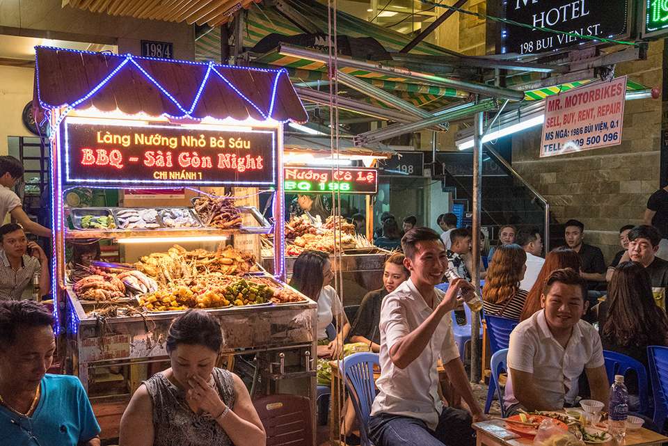 Vietnam & China Explorer - Intrepid Travel - Vietnam - Image 14