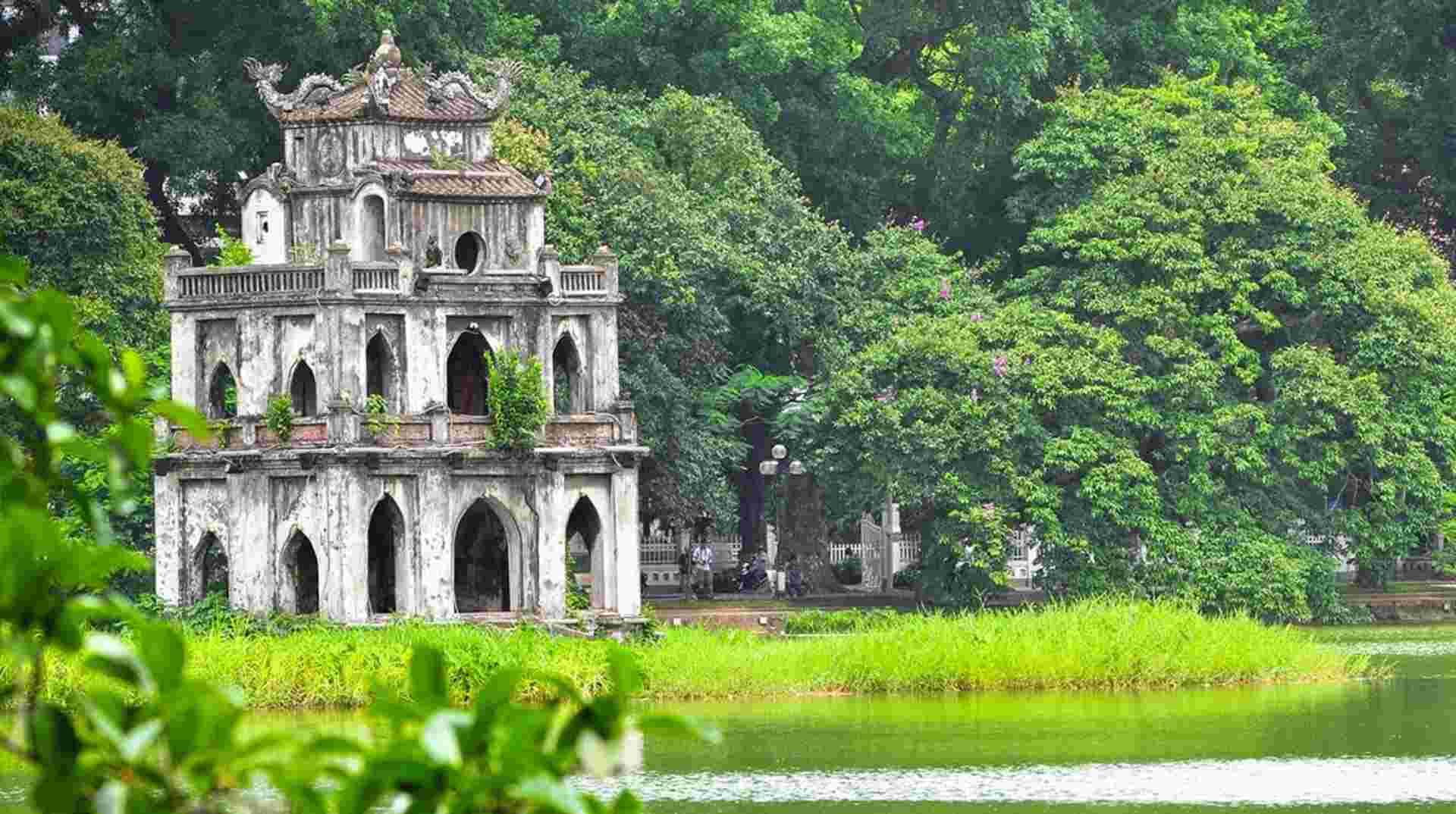 Vietnam at a Glance in 10 Days 