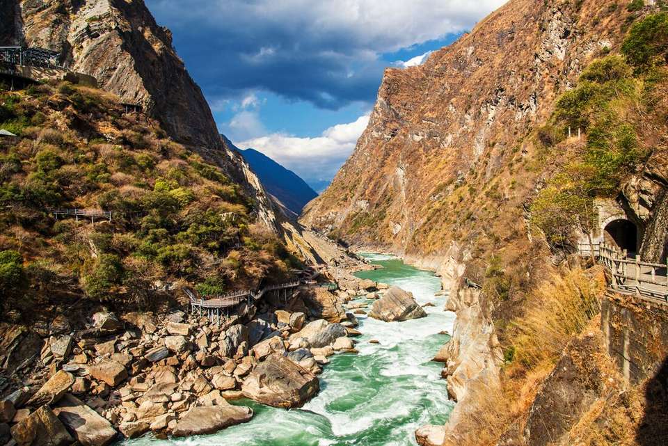 Vietnam, China & Laos Adventure - Intrepid Travel - Vietnam - Image 2
