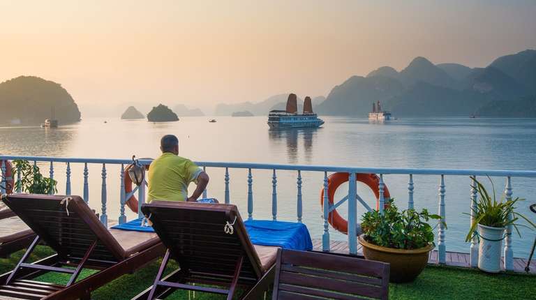 Hanoi Countryside and village visits Tour: Vietnam Discovery in 14 Days ( Private Tour )