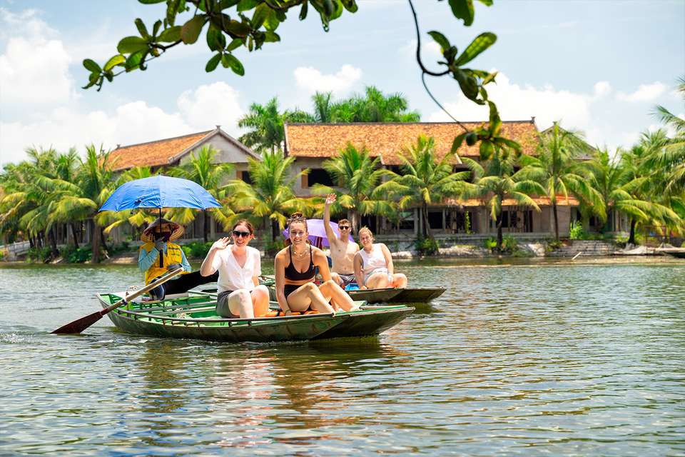 Vietnam Experience 12 day - Intro Travel - Vietnam - Image 5