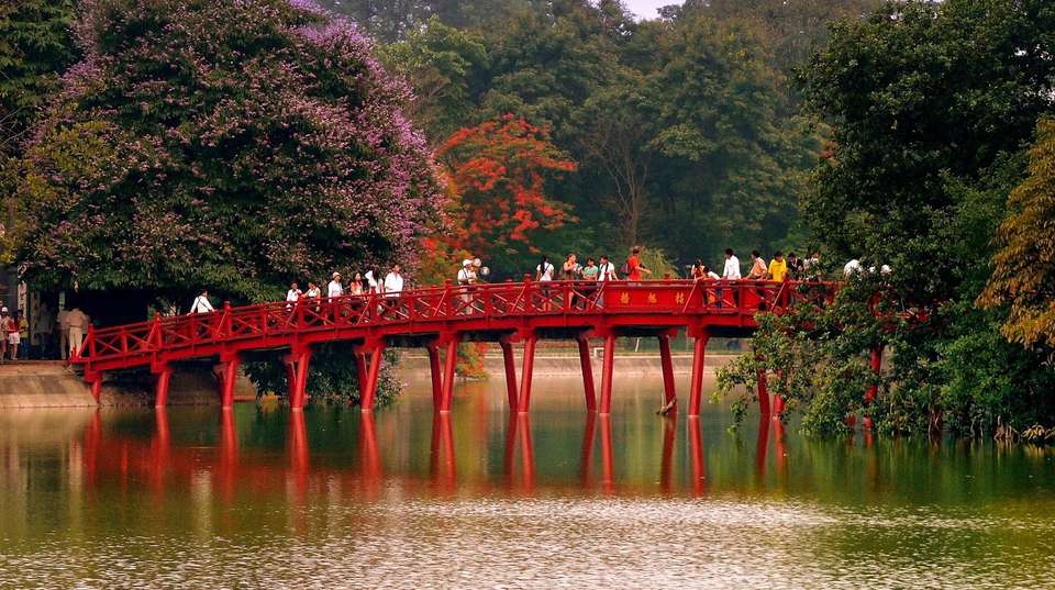 Vietnam Highlights 6 Days - Threeland Travel - Vietnam - Image 3